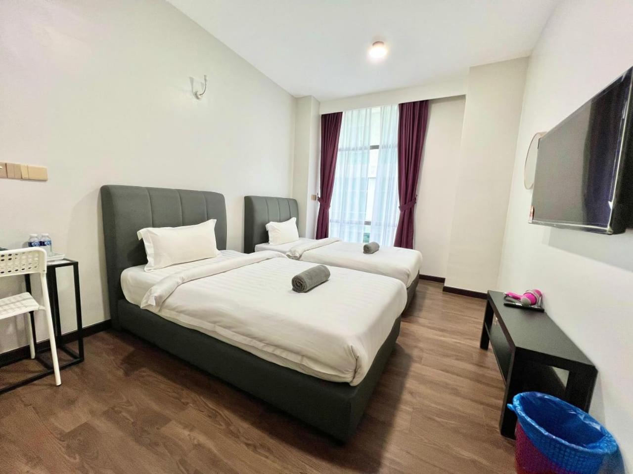 New Margo Hotel Kk Kota Kinabalu Bagian luar foto