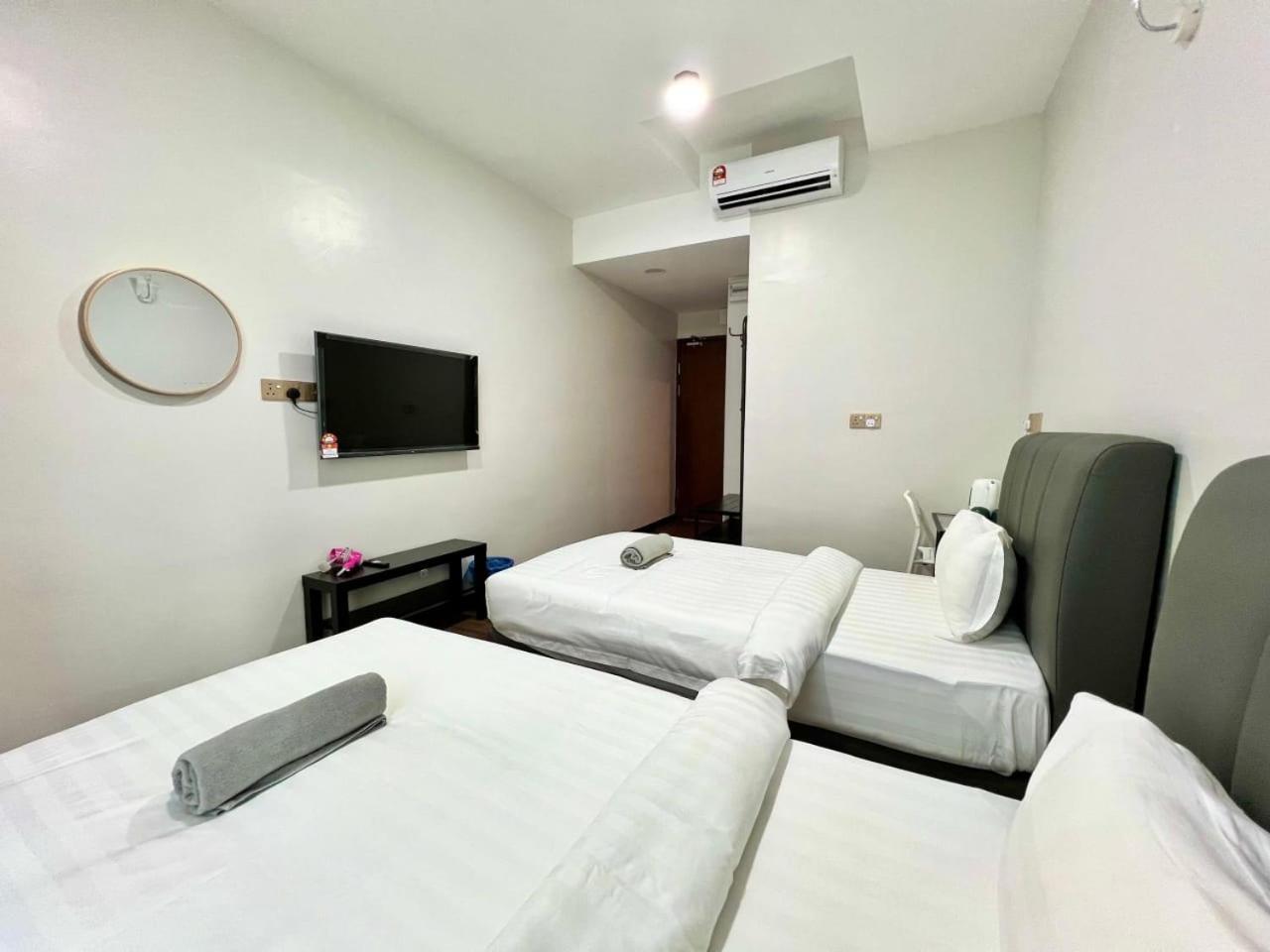 New Margo Hotel Kk Kota Kinabalu Bagian luar foto